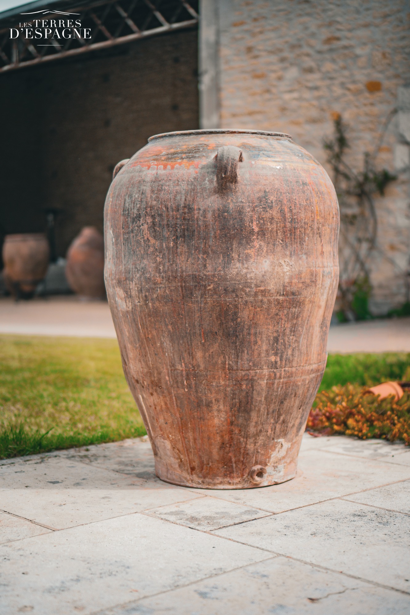 Grande Jarre en Terre Cuite Ancienne 87cm x 63cm - Les Terres d'Espagne (2) Petite Jarre en Terre Cuite Ancienne 87cm x 63cm - Les Terres d'Espagne