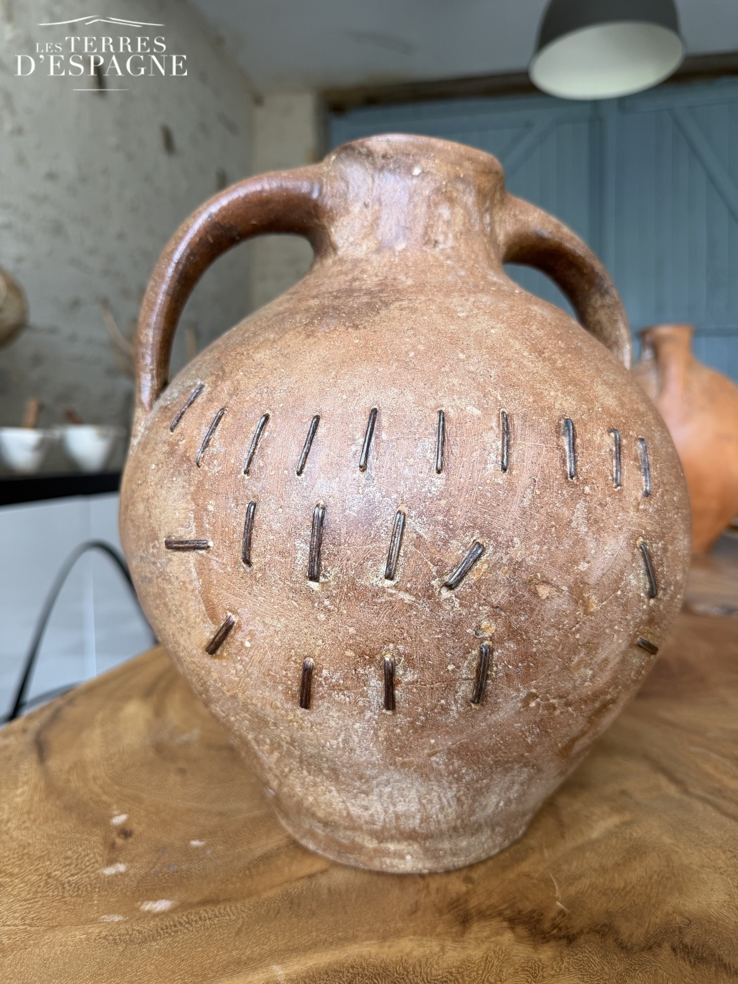Cruche Cántaro en terre cuite ancienne 43cm x 32cm - Les Terres d'Espagne Cruche Cántaro en terre cuite ancienne 43cm x 32cm - Les Terres d'Espagne